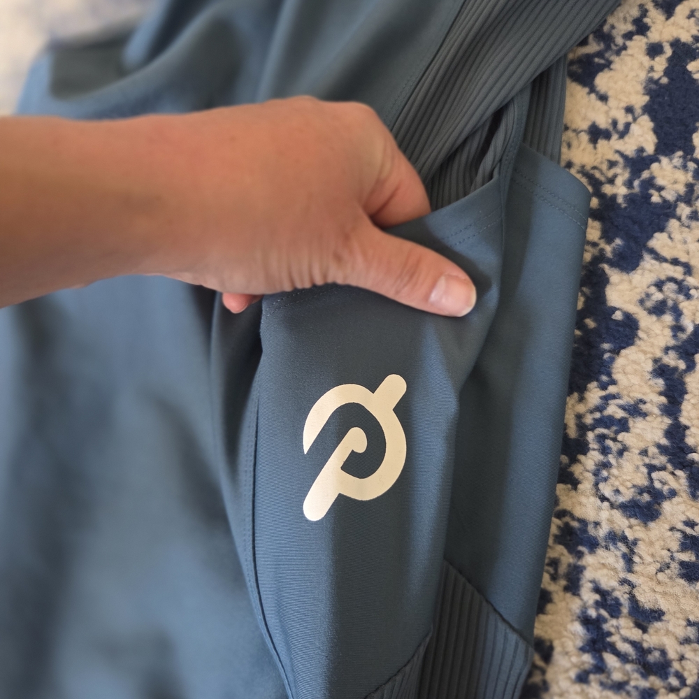 Peloton Blue High-Waisted Leggings - Picture 5 of 5